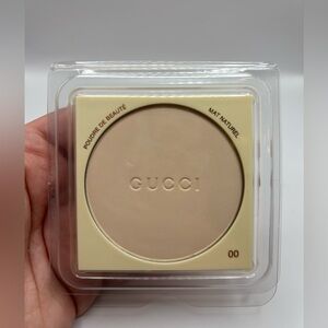 Gucci Matte Naturel Face Powder - Shade 00